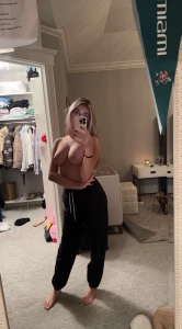 Breckie Hill Nude Topless Mirror OnlyFans Set Leaked 136786