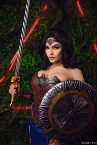Kalinka Fox Nude Wonder Woman Cosplay OnlyFans Set Leaked 14641