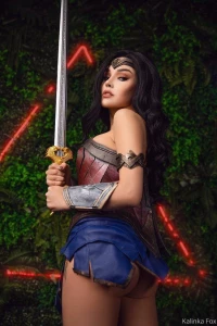 Kalinka Fox Nude Wonder Woman Cosplay OnlyFans Set Leaked 14653