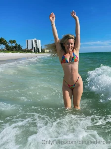 Dinglederper Sexy Beach Wet Bikini Onlyfans Set Leaked 21730