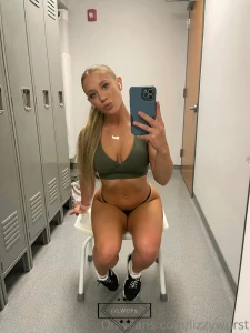 Lizzy Wurst Sexy Ass Thong Gym Mirror Onlyfans Set Leaked 26376