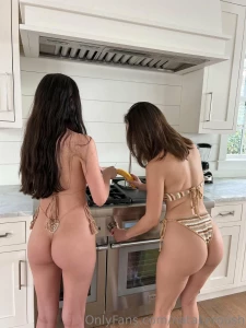 Natalie Roush Hannah Grape Collab Onlyfans Set Leaked 28322