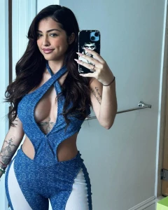 Malu Trevejo Sexy Cleavage Selfies Onlyfans Set Leaked