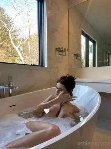 Ashley Tervort Nude Bubble Bath Onlyfans Set Leaked