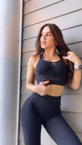 Giovanna Eburneo Tight Leggings Posing Video Leaked 34555