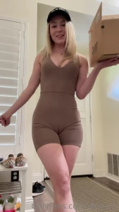 STPeach Nude Delivery Role Play PPV Fansly Video Leaked 35441