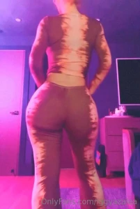 Iggy Azalea Nude Leggings Strip Onlyfans Video Leaked 37481