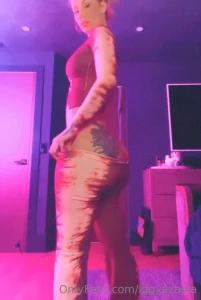 Iggy Azalea Nude Leggings Strip Onlyfans Video Leaked 37484