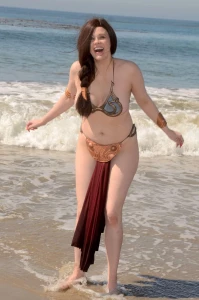 Maitland Ward Nude Slave Leia Cosplay Set Leaked