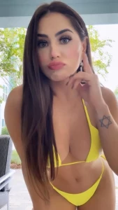 Giovanna Eburneo Sexy Bikini Modeling Video Leaked 42944