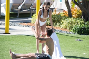 Madison Beer Sexy Camel Toe Bikini Set Leaked 44843