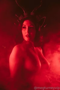 Meg Turney Nude Krampus Hot Tub Onlyfans Set Leaked 49285