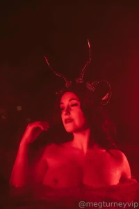 Meg Turney Nude Krampus Hot Tub Onlyfans Set Leaked 49291