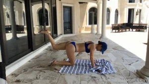 Amanda Cerny Bikini Dance Workout Livestream Leaked 54056