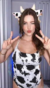 KittyPlays Cow Bikini Outfit Fansly Set Leaked 58119