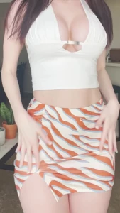 Erin Olash Sexy Skirt Try-On Video Leaked 62277