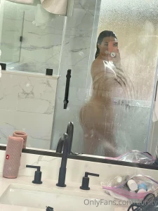 Alinity Nude Shower Mirror Selfies Onlyfans Set Leaked