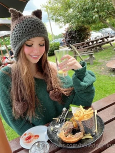 Belle Delphine Pub Lunch Onlyfans Set Leaked 66505