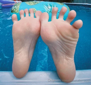 Natalie Roush Wet Feet Onlyfans Set Leaked 69515