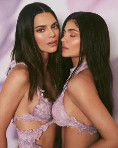 Kendall And Kylie Jenner Modeling Photoshoot Set Leaked 71161
