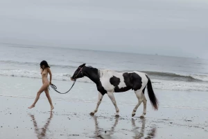 Kendall Jenner Nude Horse Riding Set Leaked 73424