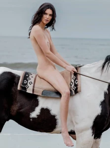 Kendall Jenner Nude Horse Riding Set Leaked 73425