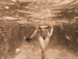 Stefania Ferrario Nude Underwater Pool Onlyfans Set Leaked 86146