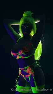 Tessa Fowler Nude Neon Body Paint Onlyfans Video Leaked 86164
