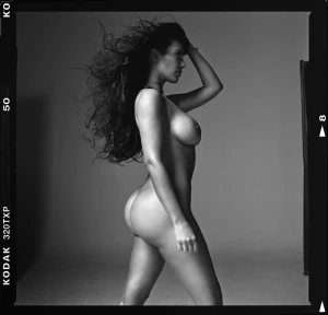 Kim Kardashian Nude Body Paint Outtakes Set Leaked 86644