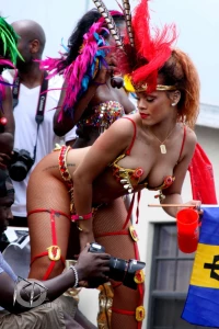Rihanna Bikini Nip Slip Barbados Festival Photos Leaked 90092