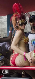Rihanna Bikini Nip Slip Barbados Festival Photos Leaked 90101