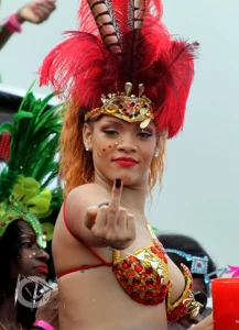 Rihanna Bikini Nip Slip Barbados Festival Photos Leaked 90119