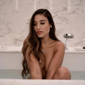 Angie Varona Topless Bathtub Onlyfans Set Leaked 90737