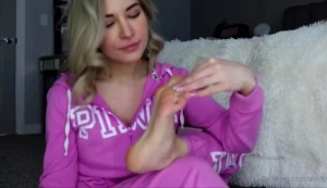 Alinity Feet Licking Onlyfans Video Leaked 91783