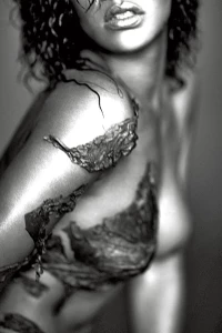 Rihanna Nude Beach Photoshoot Set Leaked 92729