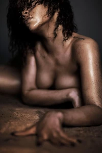 Rihanna Nude Beach Photoshoot Set Leaked 92730