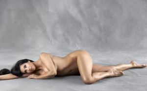 Kim Kardashian Nude Body Paint Set Leaked 93773