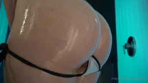 Meg Turney Nude Oil Shower Onlyfans Video Leaked