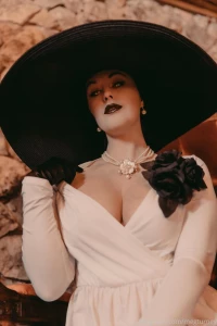 Meg Turney Lady Dimitrescu Cosplay Onlyfans Set Leaked 103754