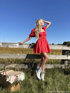 GwenGwiz Country Girl Onlyfans Pictures