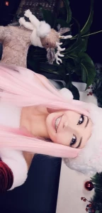 Belle Delphine Nude Christmas 126583