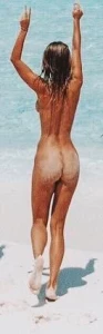 Ayla Woodruff Nude On Beach 127560