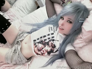 Belle Delphine Sexy Nostalgic Emo Onlyfans Set Leaked 129021