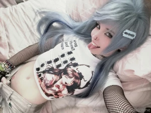 Belle Delphine Sexy Nostalgic Emo Onlyfans Set Leaked 129029